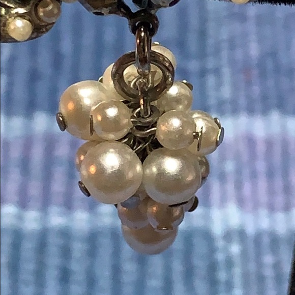 Vintage Avon swallow birds with pearl dangle accent clip on earrings - Picture 7 of 15